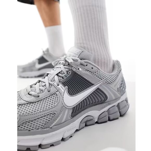 Nike Zoom Vomero 5 Men's Running Training Gym Athletic Shoes Wolf Grey - Picture 5 of 14